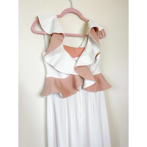 C/Meo Collective Elation Gown in White Size Medium - Picture 7 of 8